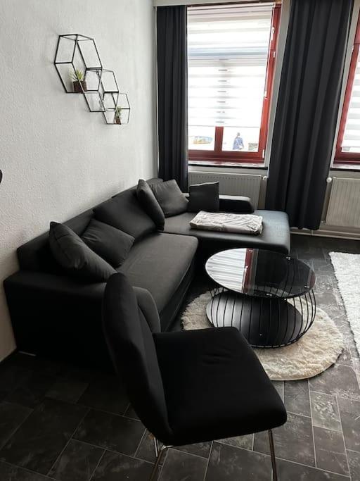 Schoene Wohnung In Bestlage Inclusive Parkplatz Leipzig Exterior foto